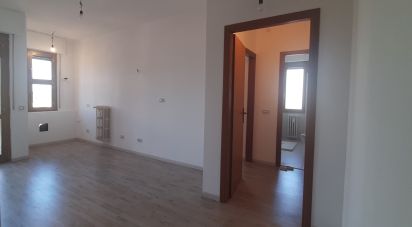 Three-room apartment of 64 m² in Senago (20030)