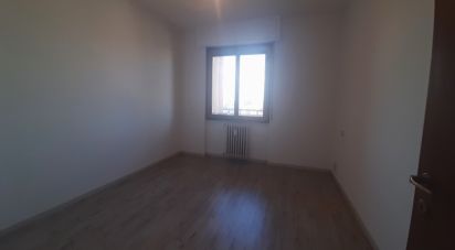Three-room apartment of 64 m² in Senago (20030)