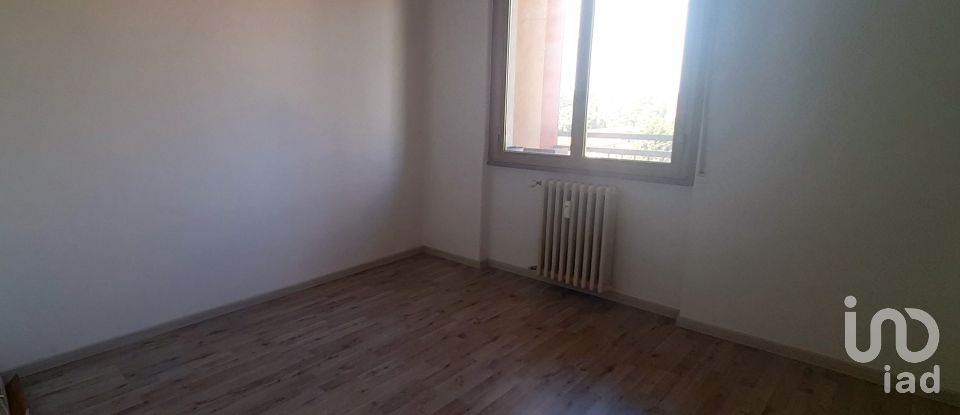 Three-room apartment of 64 m² in Senago (20030)