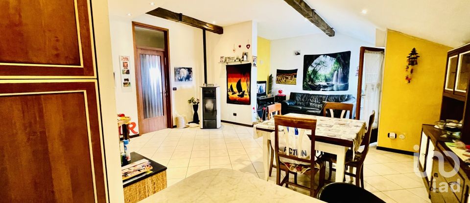 Attico / Mansarda / Loft 3 locali di 97 m² a Annone Veneto (30020)