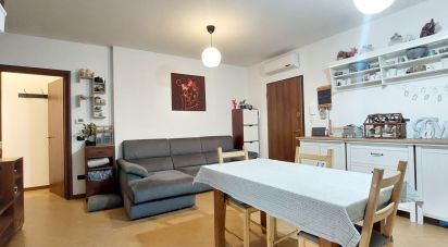 Two-room apartment of 61 m² in Reggio nell'Emilia (42124)