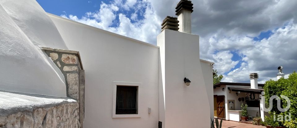 Trullo 4 locali di 236 m² in Martina Franca (74015)