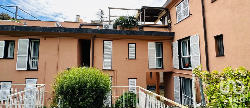 Appartamento 6 locali di 69 m² a Arenzano (16011)