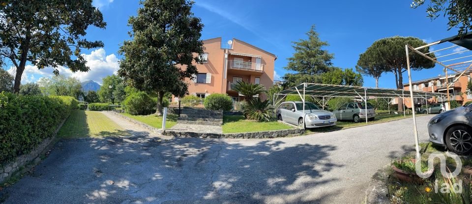 Appartamento 6 locali di 69 m² a Arenzano (16011)