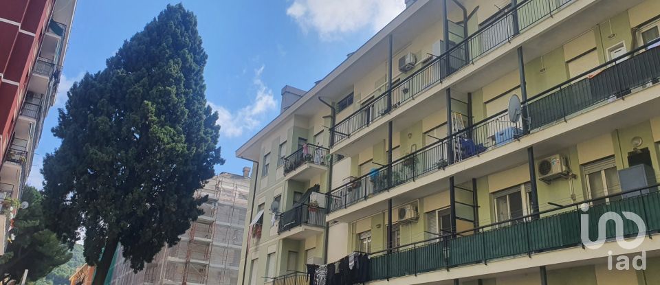 Four-room apartment of 55 m² in Genova (16141)