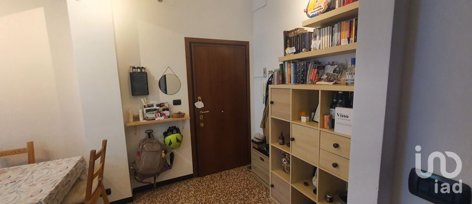 Four-room apartment of 55 m² in Genova (16141)