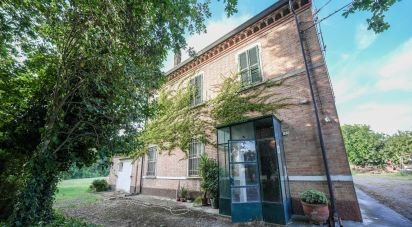 Casa indipendente 6 locali di 300 m² in Argenta (44010)