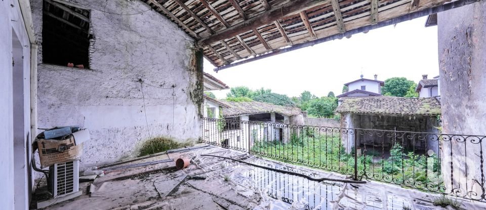 Town house 11 rooms of 451 m² in Calcinato (25011)