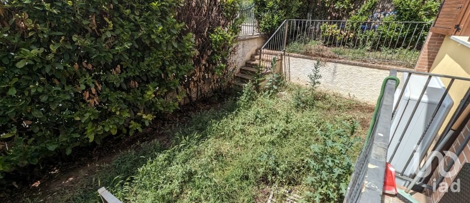 Villa a schiera 11 locali di 212 m² in Sulmona (67039)