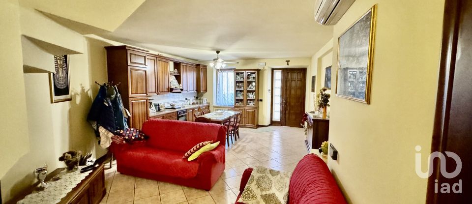 House 6 rooms of 93 m² in Guidizzolo (46040)