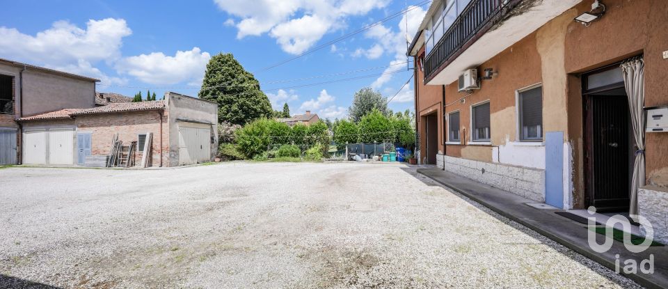 Casa 5 locali di 319 m² in Migliaro (44020)