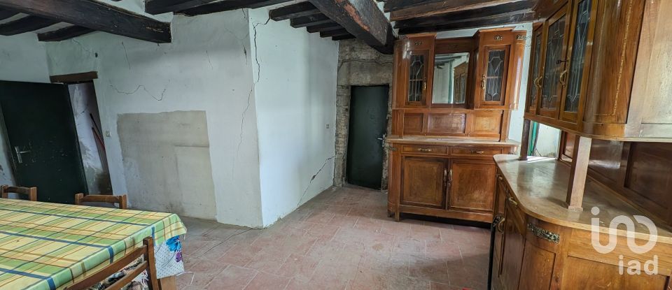 Town house 4 rooms of 170 m² in Calestano (43030)