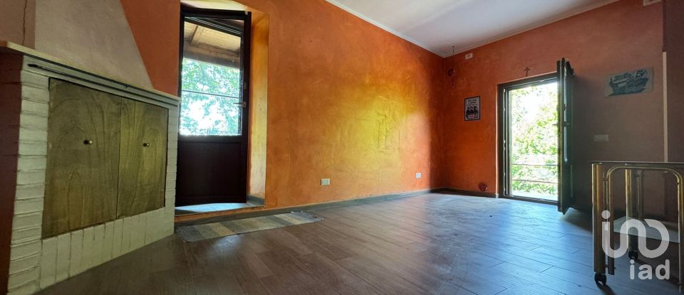 Casa 3 locali di 70 m² in Stroncone (05039)