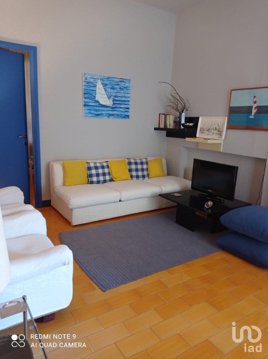 Three-room apartment of 79 m² in Arenzano (16011)