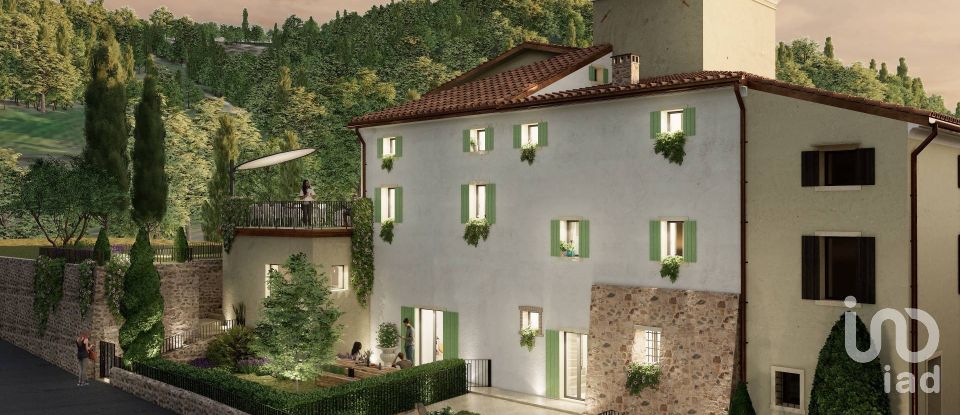 Block of flats 4 rooms of 210 m² in Sant'Ambrogio di Valpolicella (37015)