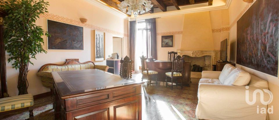 Four-room apartment of 158 m² in Verona (37129)