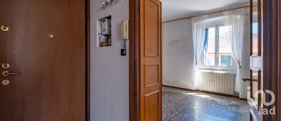 Appartamento 6 locali di 93 m² a Genova (16161)