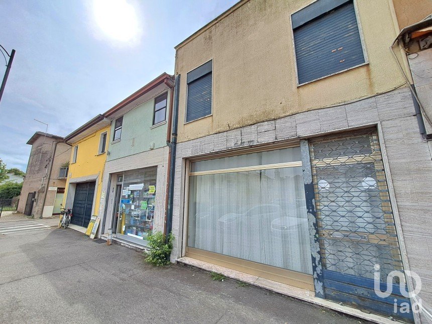 Casa 5 locali di 100 m² in Rovigo (45100)