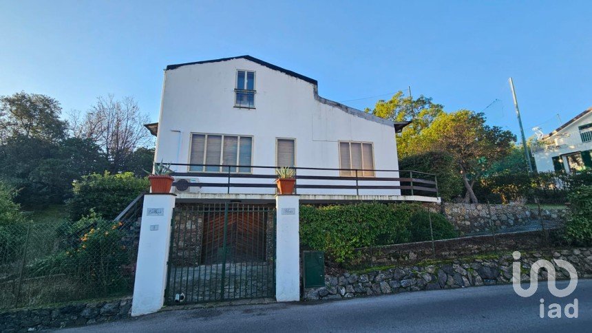 Casa indipendente 8 locali di 170 m² in Arenzano (16011)