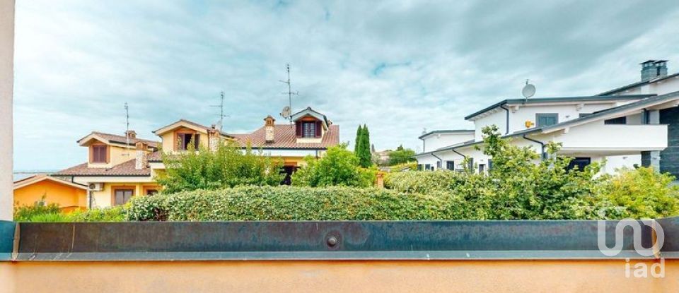 House boat 4 rooms of 130 m² in Guidonia Montecelio (00012)