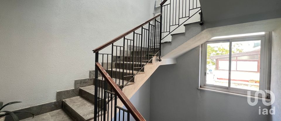 Villa 11 locali di 307 m² in Palermo (90131)