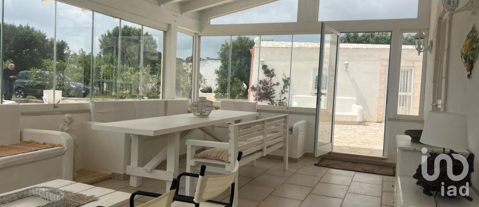 Trullo 7 locali di 120 m² in Ostuni (72017)