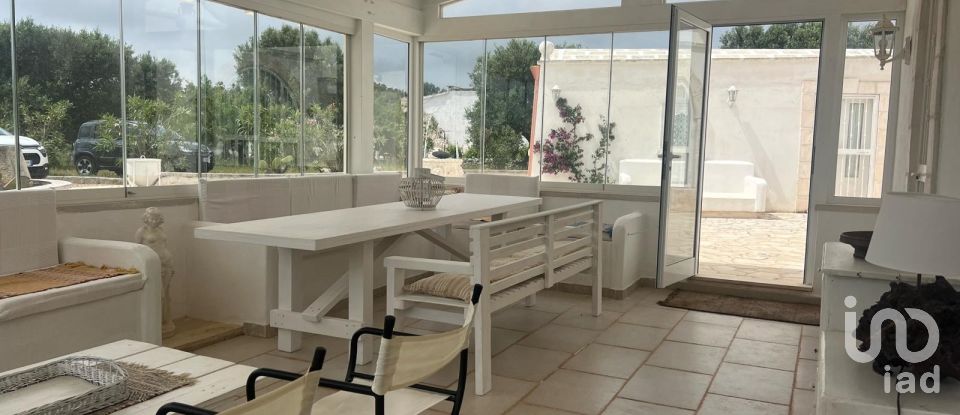 Trullo 7 locali di 120 m² in Ostuni (72017)