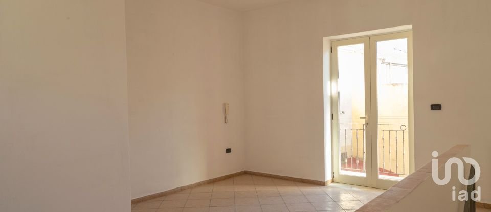 House 3 rooms of 100 m² in Grazzanise (81046)