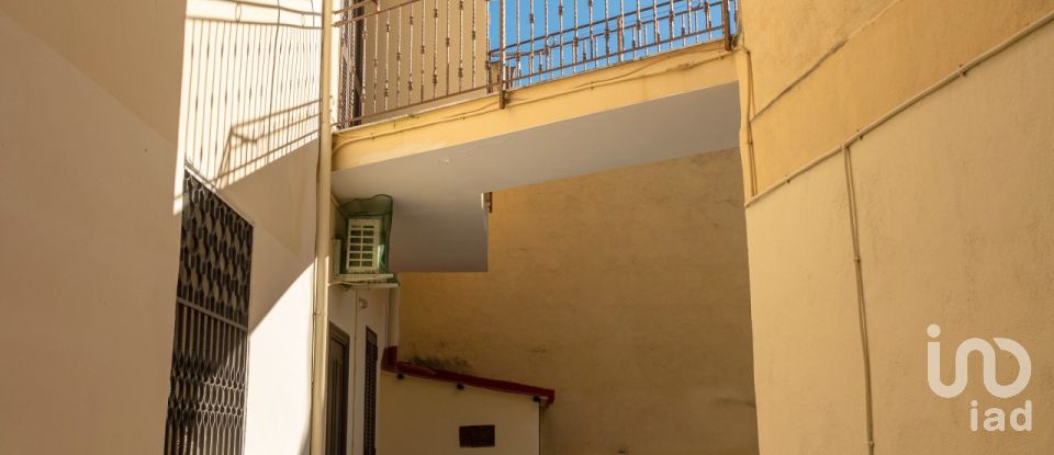 House 3 rooms of 100 m² in Grazzanise (81046)