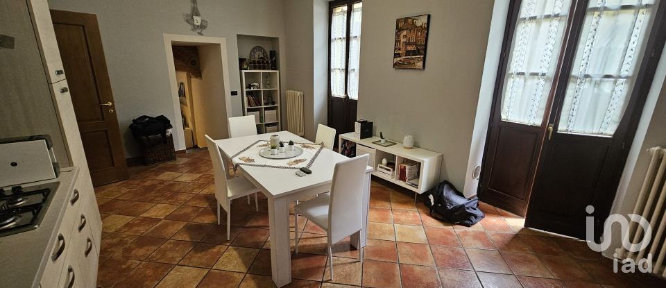 Three-room apartment of 75 m² in Rivarolo Canavese (10086)