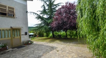 Casa indipendente 6 locali di 150 m² in Camerana (12072)