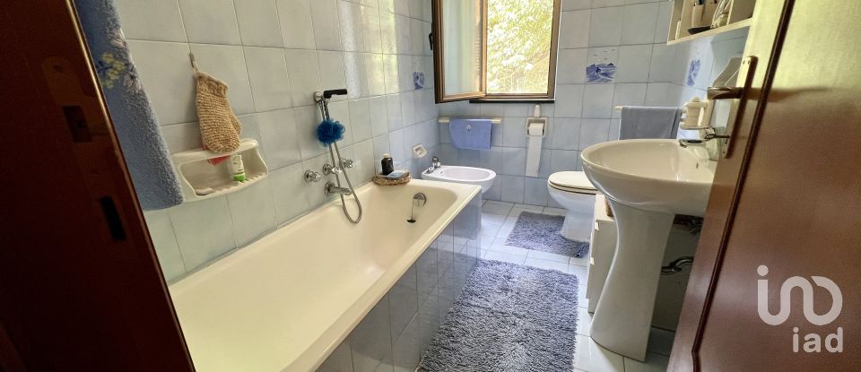 Casa indipendente 9 locali di 193 m² in Cicagna (16044)