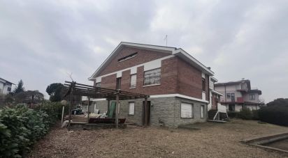 Villa 20 locali di 525 m² in Chieri (10023)