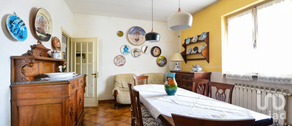 Villa 11 locali di 258 m² in Millesimo (17017)