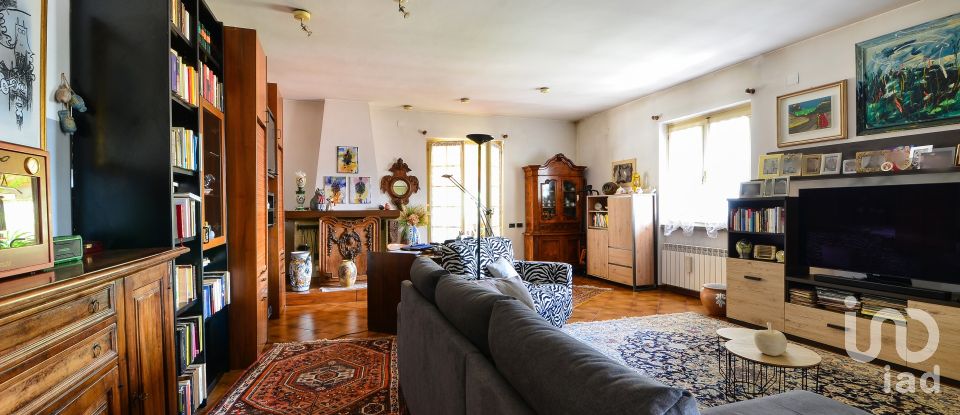 Villa 11 locali di 258 m² in Millesimo (17017)