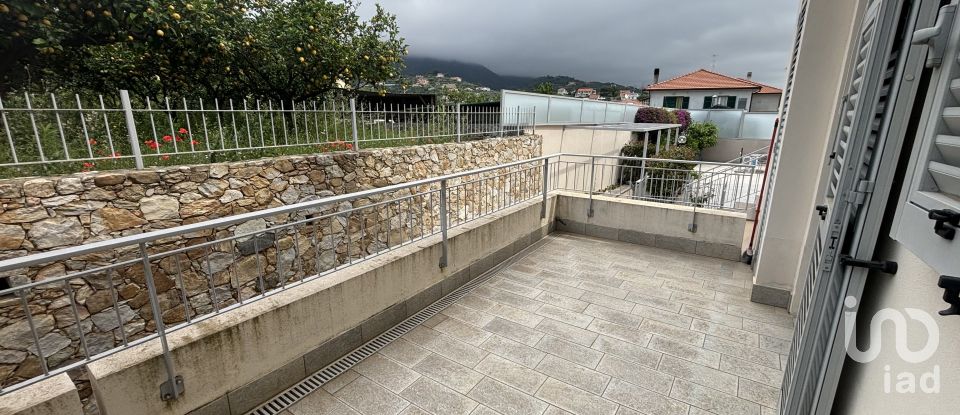 Bilocale di 50 m² a Loano (17025)