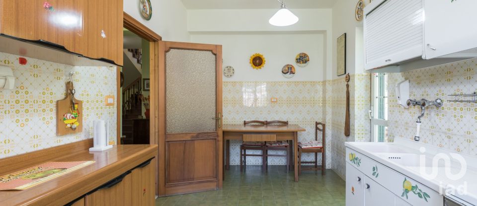 Casa indipendente 6 locali di 197 m² in Cappadocia (67060)