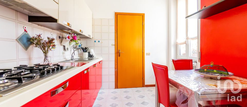 Three-room apartment of 98 m² in Oggiono (23848)