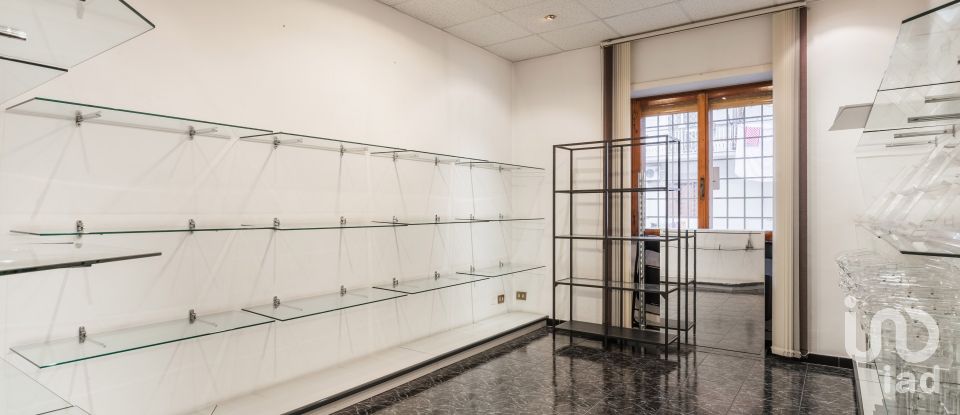 Palazzo / Stabile 3 locali di 137 m² a Roma (00154)