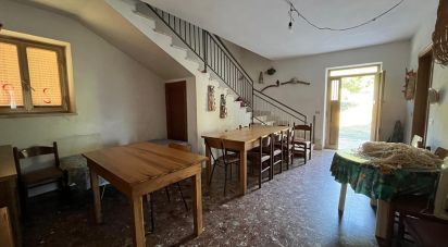 Town house 9 rooms of 267 m² in - (87030)