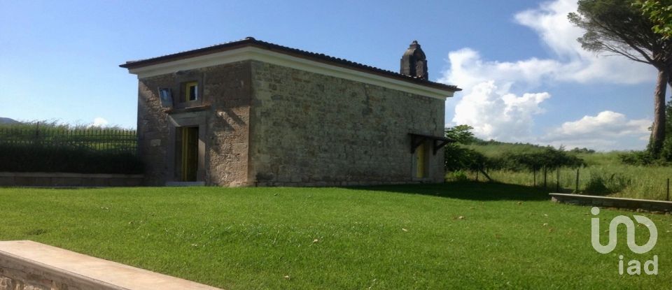 Barn conversion 12 rooms of 765 m² in Civitanova del Sannio (86094)