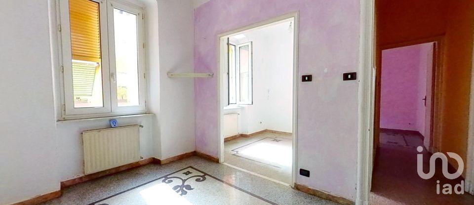 Palazzo / Stabile 3 locali di 65 m² a Genova (16149)