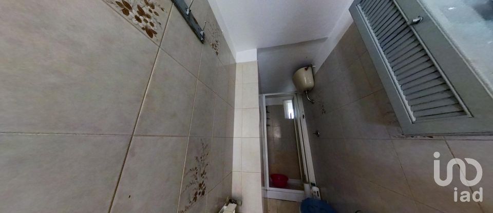 Palazzo / Stabile 3 locali di 65 m² a Genova (16149)