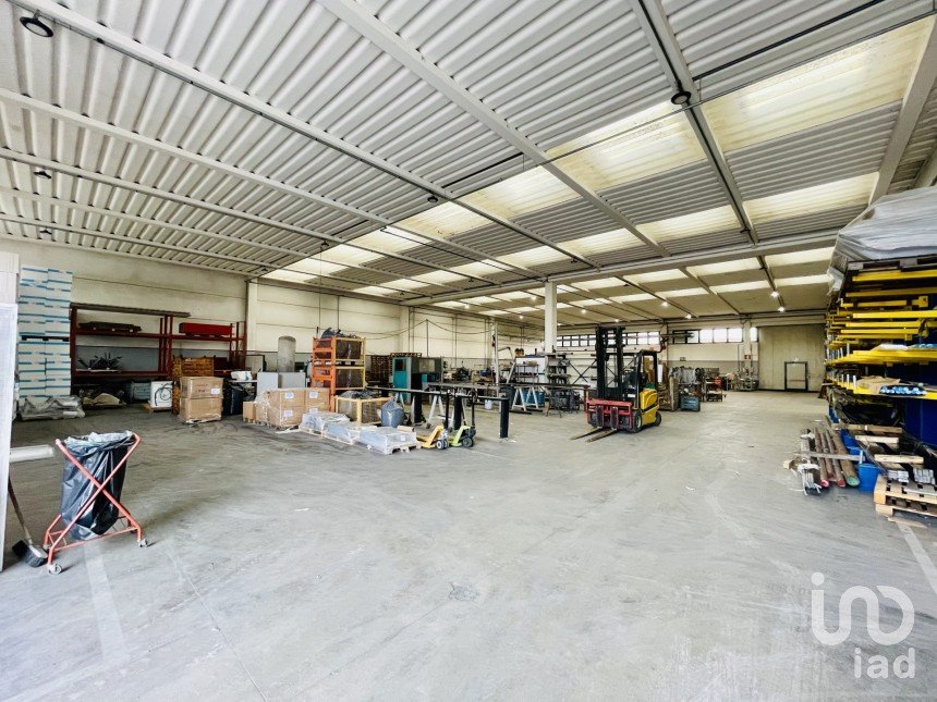 Warehouse of 946 m² in Musile di Piave (30024)