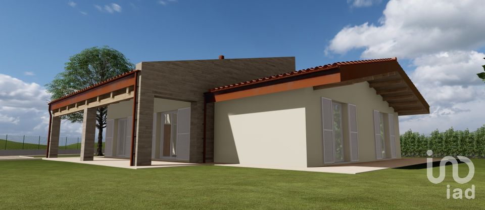 Land of 600 m² in Osimo (60027)