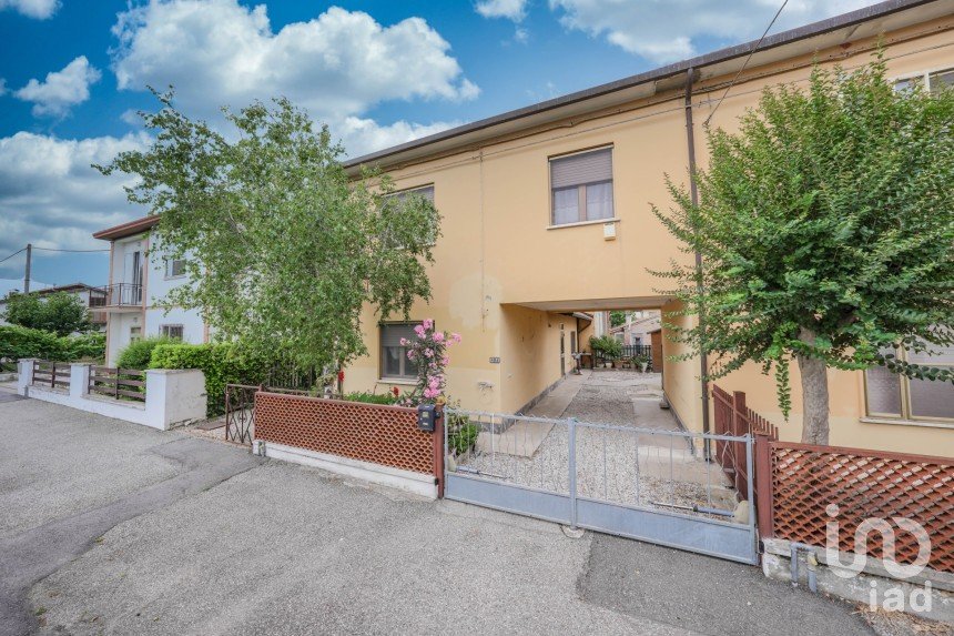 Casa di paese 7 locali di 144 m² in Ostellato (44020)