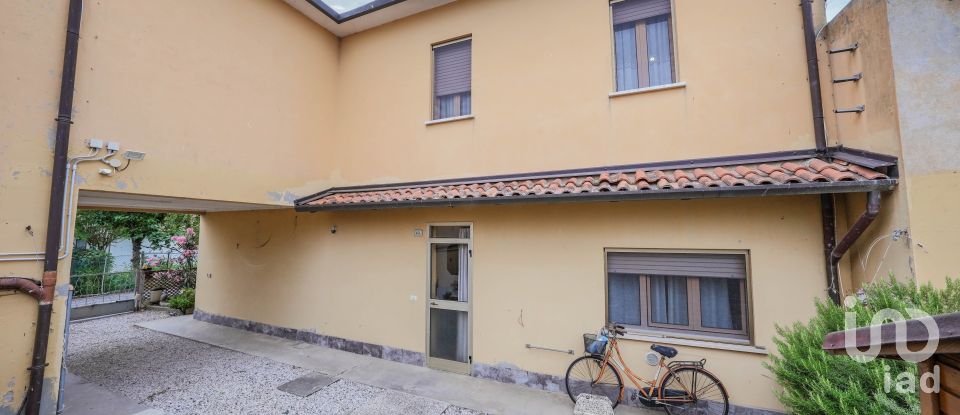 Casa di paese 7 locali di 144 m² in Ostellato (44020)