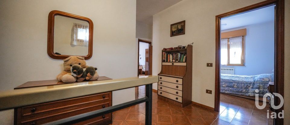 Casa di paese 7 locali di 144 m² in Ostellato (44020)