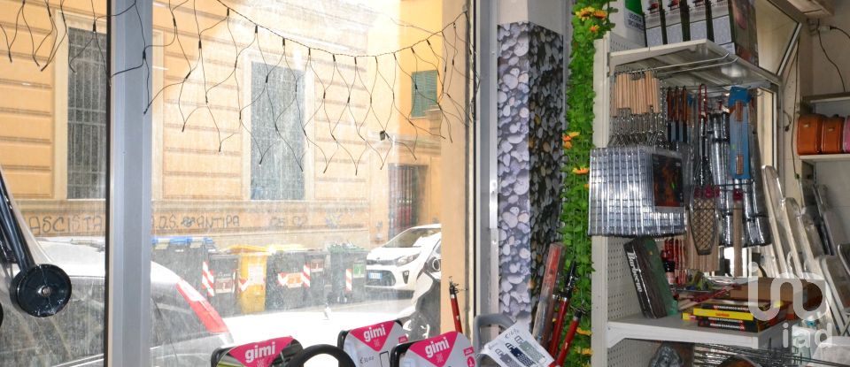 Shop / premises commercial of 400 m² in Genova (16151)