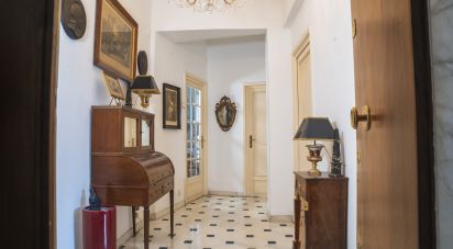 Four-room apartment of 109 m² in Genova (16161)